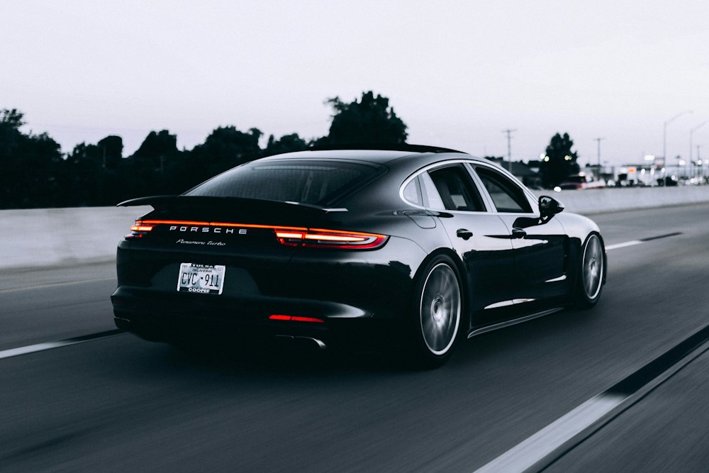Porsche 911 Carrera